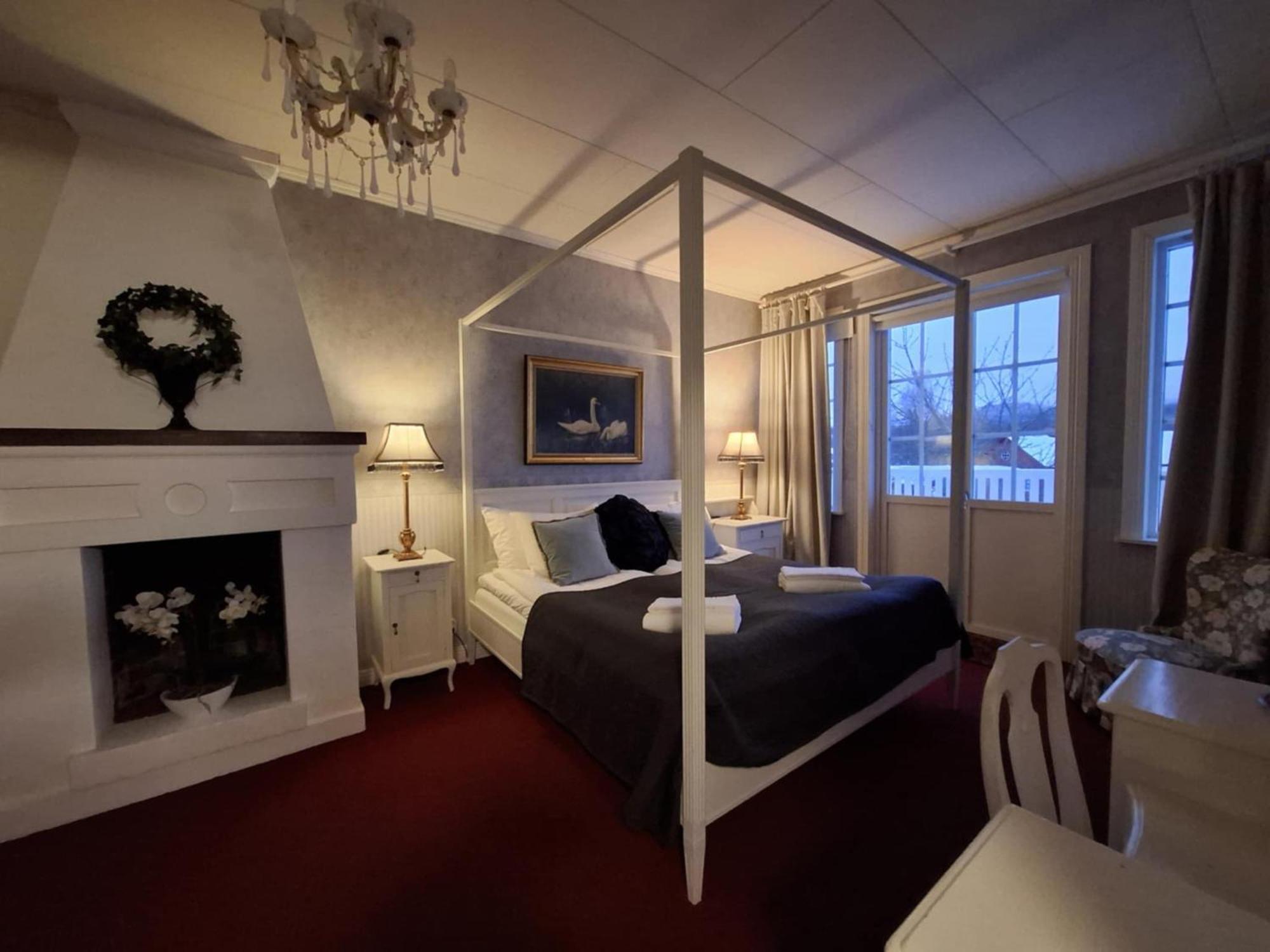 Hotell Oernen 토르스뷔 외부 사진