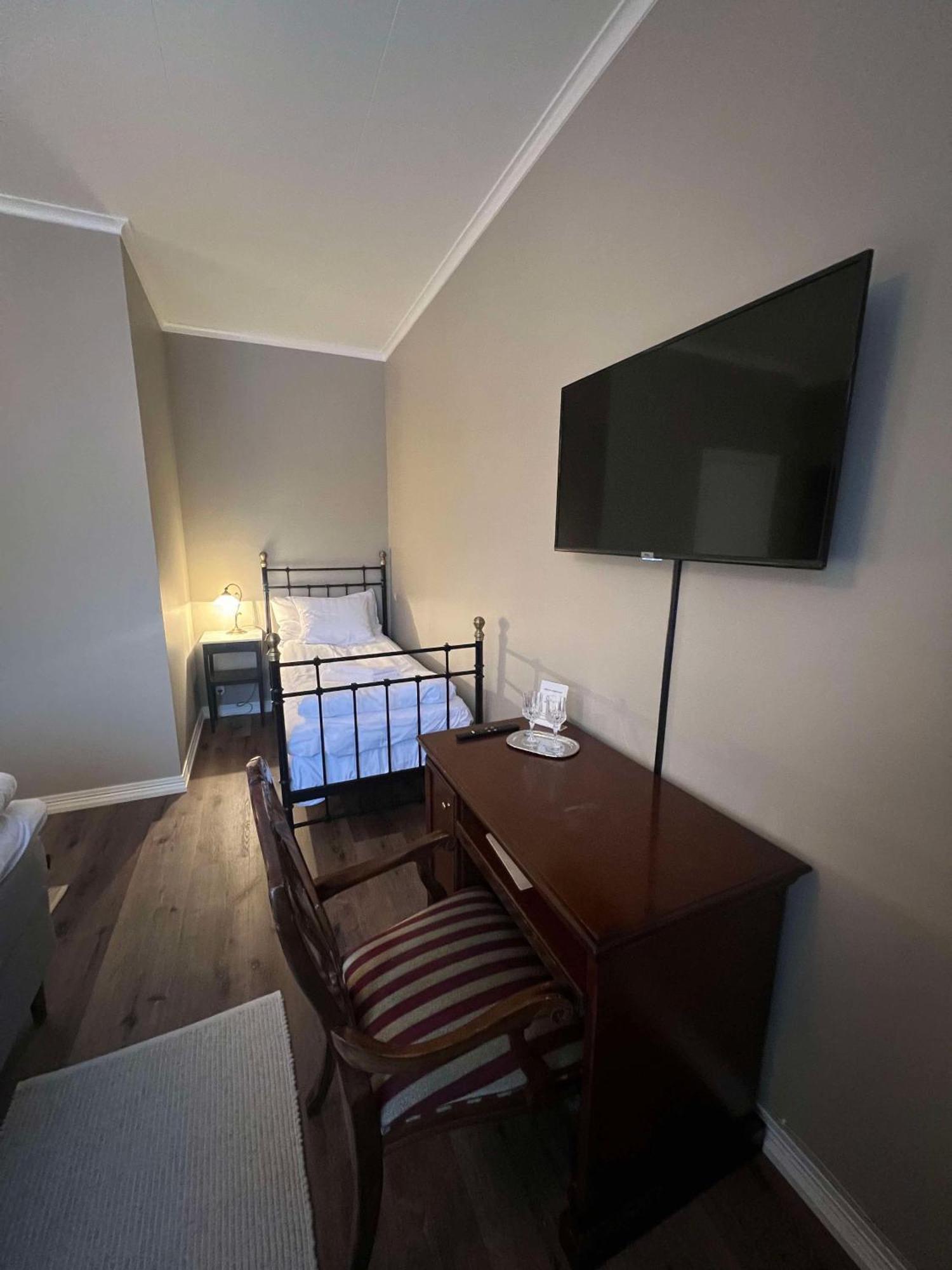 Hotell Oernen 토르스뷔 외부 사진